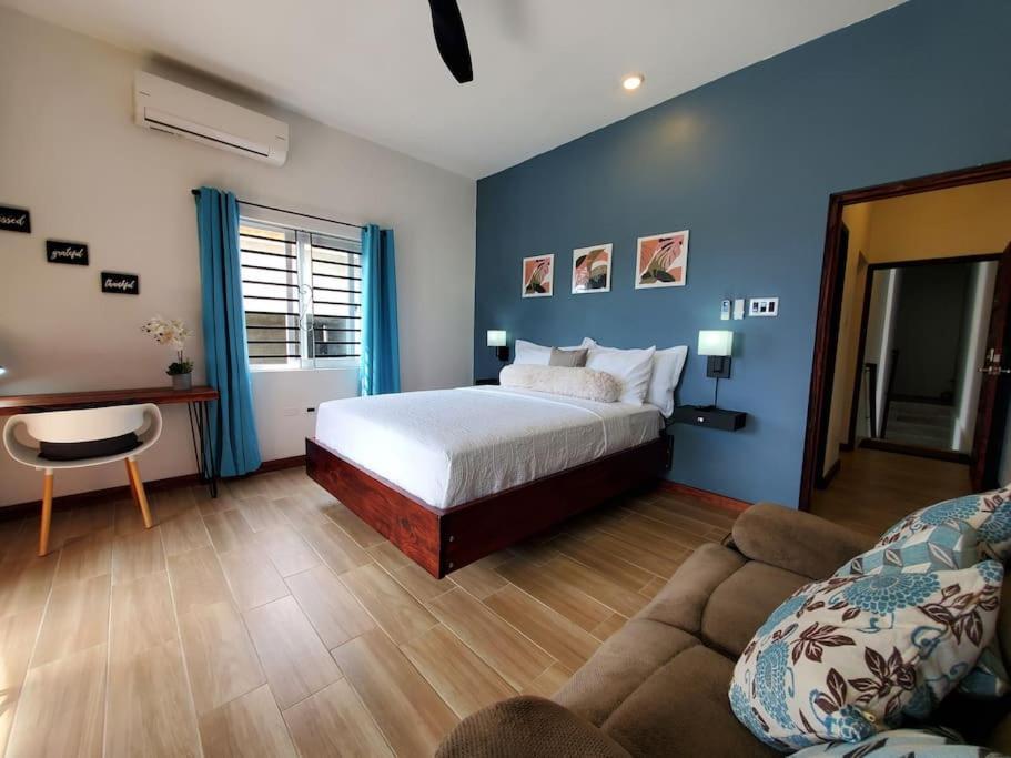 'The Solace' New Luxury Modern 1Bed 1Bath Apt. ポートモア エクステリア 写真
